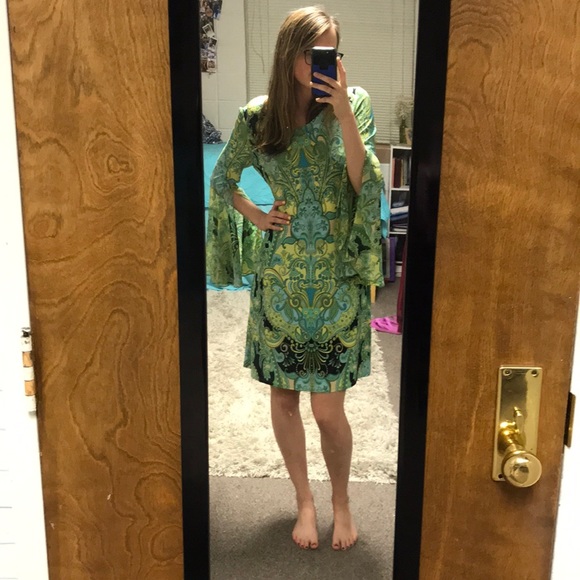 MSK Dresses & Skirts - Groovy & Comfy Dress 🌿